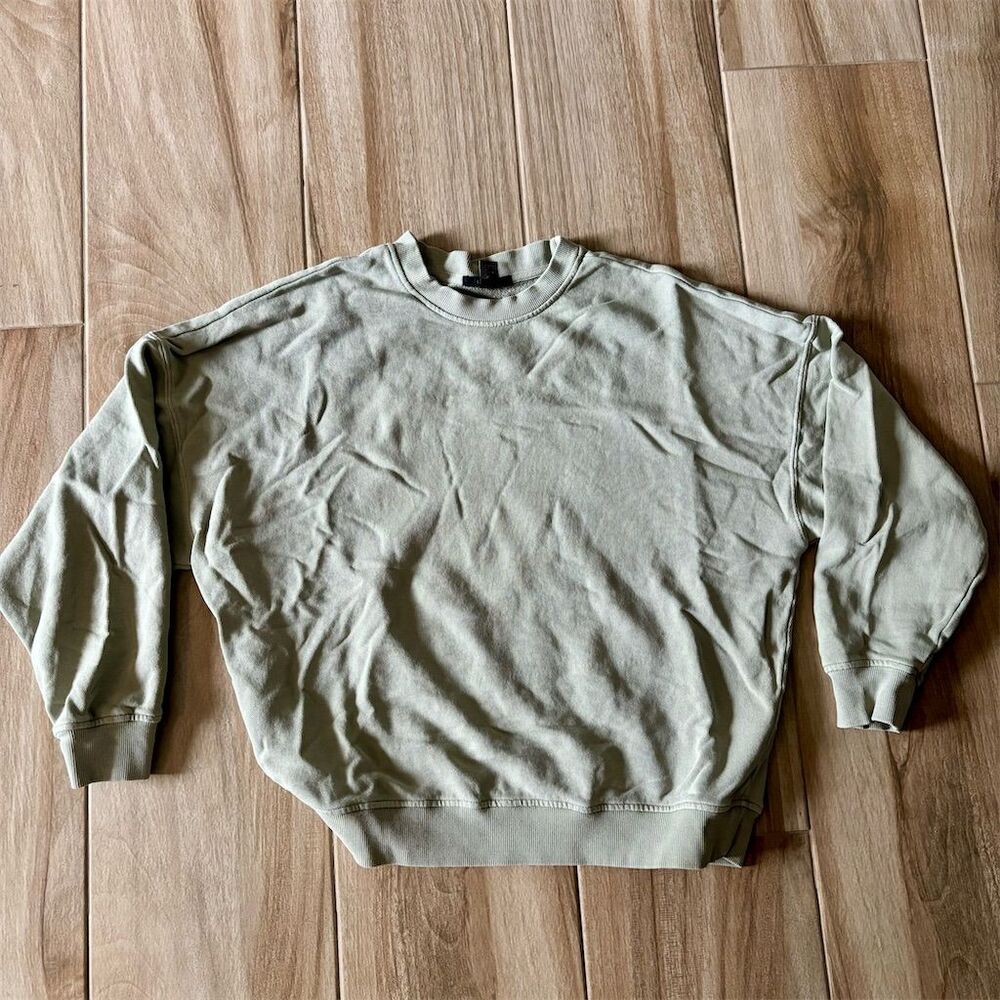 Forever 21 Women's Light Green Oversized Crewneck Sweatshirt M